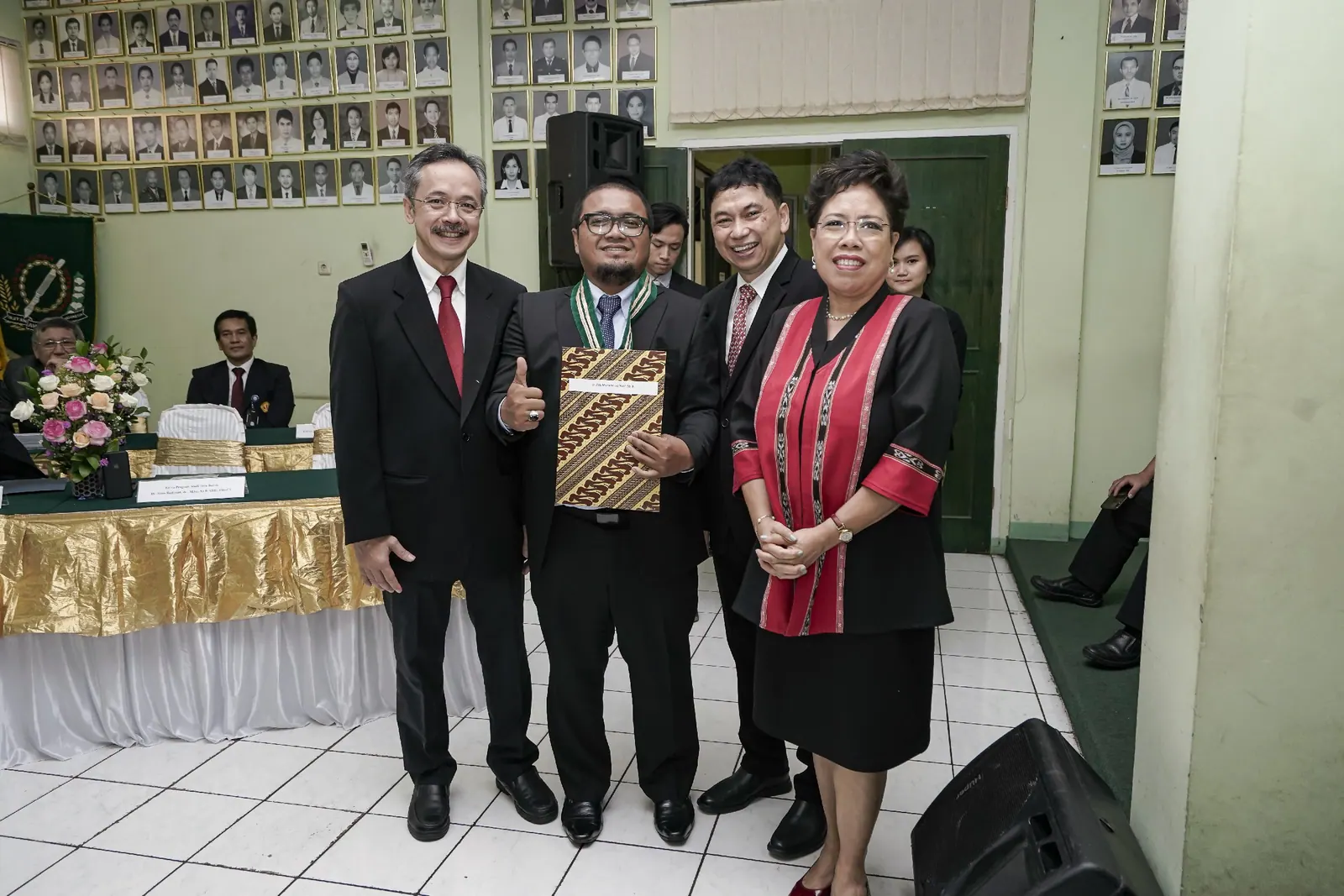Syukuran Kelulusan dan Penyerahan BREVET Dokter Spesialis Bedah Fakultas Kedokteran UNPAD — FOTOGRAFI · EVENT